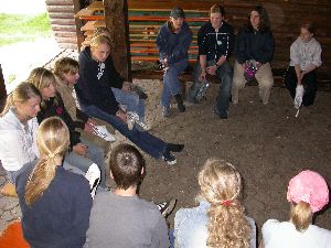 Ein Schuh erz&auml;hlt im Pfingstzeltlager PfZl